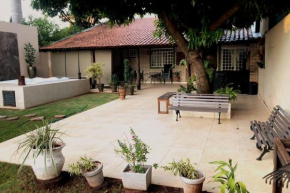 Casa em região nobre com área Gourmet e Jacuzzi